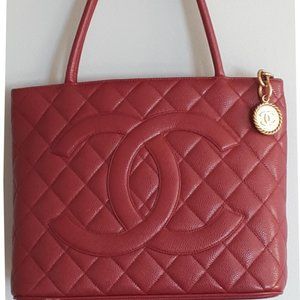 Authentic Chanel Caviar Medallion Bag Purse